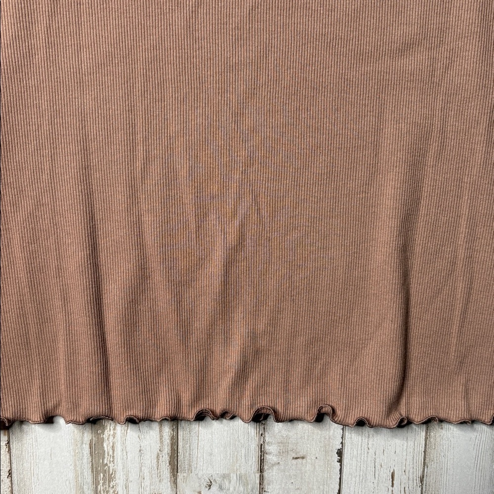 Old Navy Brown Lace Camisole - Picture 6 of 13